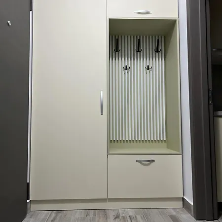 Refined Studio Haven At Exigent Plaza - 08-3